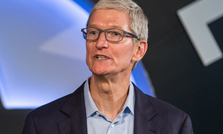 Tim Cook, CEO of Tech Giant  Apple – Interesting Facts and Success Story
